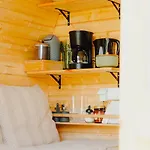 Schlaffass Natursee-chalet Mit Sanitaerfass,hot Tub,sauna,jacuzzi,angeln Campismo de Luxo *