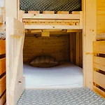 Campismo de Luxo Schlaffass Natursee-chalet Mit Sanitaerfass,hot Tub,sauna,jacuzzi,angeln
