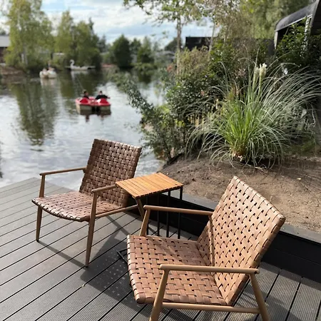 Schlaffass Natursee-chalet Mit Sanitaerfass,hot Tub,sauna,jacuzzi,angeln Campo de lujo *