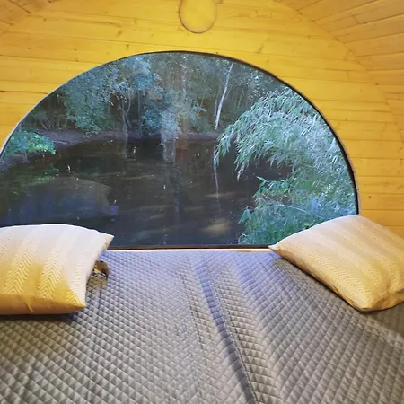 Luksusowy namiot Schlaffass Natursee-chalet Mit Sanitaerfass,hot Tub,sauna,jacuzzi,angeln