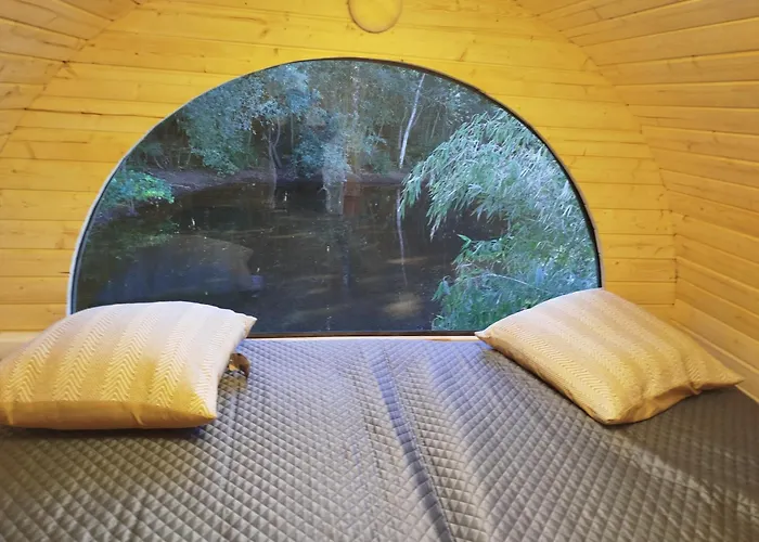Campo de lujo Schlaffass Natursee-chalet Mit Sanitaerfass,hot Tub,sauna,jacuzzi,angeln